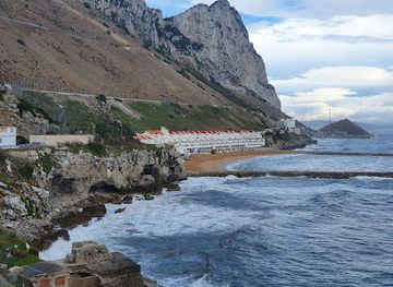 gibraltar/camp-bay/attraction/sandy-bay