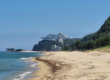 south-korea/gangneung-coastal-areas/attraction/gosungmok-jeongdongjin-railbike-jongchageok