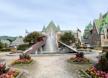 canada/quebec-city/attraction/place-jean-pelletier