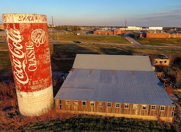 kansas/emporia/attraction/the-coca-cola-silo