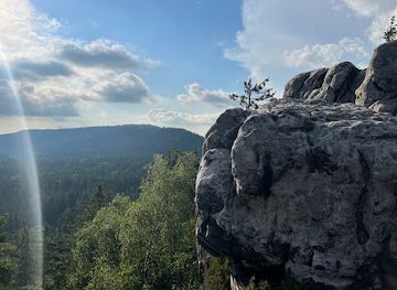 poland/stolowe-mountains/attraction/naroznik-851-m-n-p-m