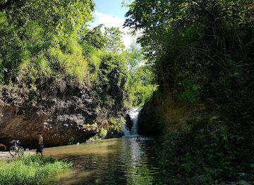 philippines/angeles-city/attraction/dara-water-falls