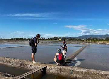 cambodia/kep/attraction/kampot-tuktuk-guide-countryside-salt-lakes-pepper-farm-kep