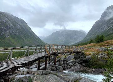 norway/jotunheimen-national-park/attraction/kleine-holzbrucke