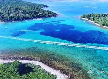 croatia/split/attraction/bluelagoon-hr