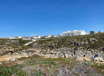 portugal/peniche/attraction/praia-do-carreiro-de-joanes