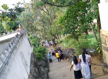 sri-lanka/gampaha-district/attraction/attanagalla-ancient-royal-temple