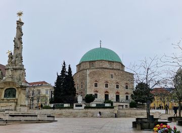 hungary/mecsek/attraction/downtown-candlemas-church-of-the-blessed-virgin-mary