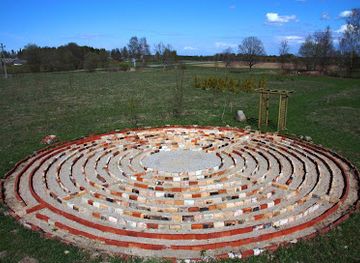 estonia/setomaa/attraction/viia-jaani-laburinditalu