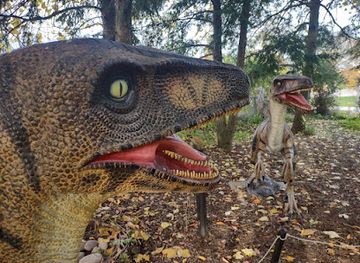 michigan/kalamazoo/attraction/dinosaur-park
