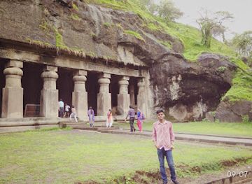 india/maharashtra/attraction/elephanta-caves