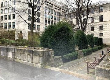 united-kingdom/sussex/attraction/st-mary-aldermanbury-garden