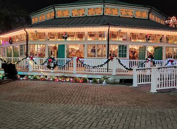 louisiana/lake-pontchartrain/attraction/carousel-gardens-amusement-park