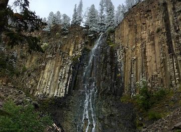 montana/gallatin-national-forest/attraction/palisade-falls-trailhead