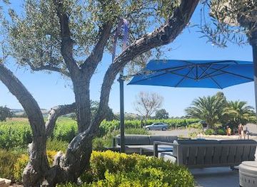 california/pismo-beach/attraction/j-dusi-wines-winery-and-tasting-room