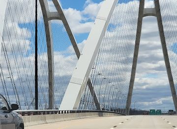 iowa/davenport/attraction/the-oculus