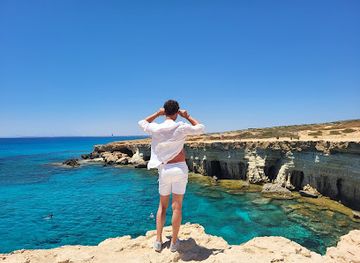 cyprus/cape-greco-national-forest-park/attraction/hamakom-shebo-kofzim-veleduak-lakach-shaatayim-lehachlit-lakfotz