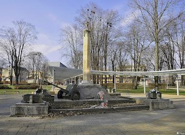 slovakia/poprad/attraction/pamatnik-padlym-vojakom-cervenej-armady