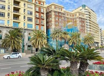 spain/malaga/attraction/pl-de-la-marina