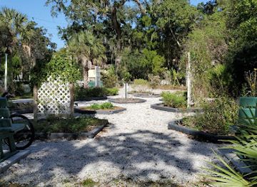 florida/honeymoon-island-state-park/attraction/hammock-park-butterfly-garden