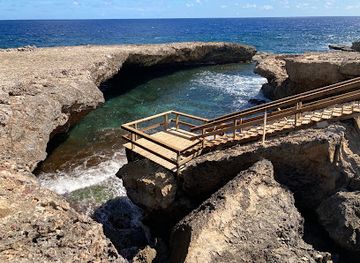 curacao/scharloo/attraction/natural-bridge