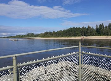 canada/saguenay-lac-saint-jean/attraction/plage-publique-le-rigolet