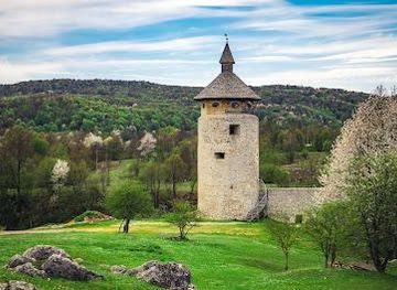 bosnia-and-herzegovina/bihac/attraction/dreznik-old-town