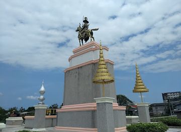 thailand/nakhon-si-thammarat/attraction/phrabomrachanussawariyasomdetphrajaotaksinmaharach