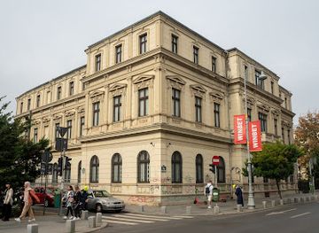 romania/bucharest/piata-victoriei/attraction/museum-of-art-collections