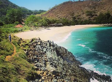 indonesia/west-nusa-tenggara/attraction/mawi-beach