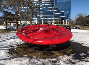 michigan/grand-rapids/attraction/lorrie-s-button