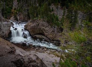 montana/yellowstone-national-park/attraction/virginia-cascades