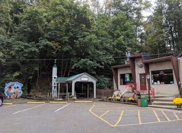 pennsylvania/lehigh-valley/attraction/lost-river-caverns