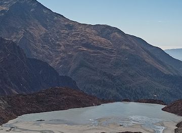 nepal/gokyo-lakes/attraction/likhu-dudhpokhari