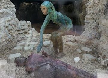 united-kingdom/london/attraction/spitalfields-charnel-house