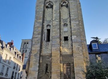 france/tours/attraction/tour-de-l-horloge