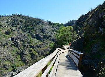 portugal/beira-alta/attraction/aguieiras-waterfalls