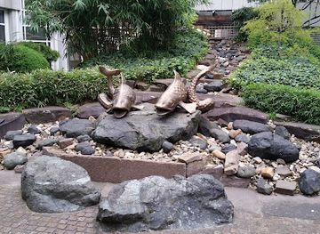 germany/cologne/attraction/romischer-hausgarten-mit-wasserbecken