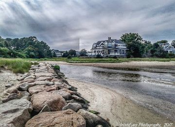 massachusetts/barnstable-county/attraction/veterans-park-beach