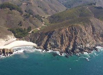 california/carmel-by-the-sea/attraction/pfeiffer-beach