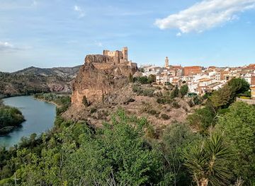 spain/valencian-community/attraction/cofrentes-castle