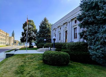 wisconsin/kenosha/attraction/dinosaur-discovery-museum