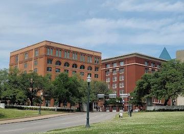 texas/dallas/attraction/the-grassy-knoll