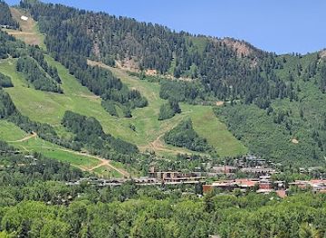 colorado/elk-mountains/attraction/smuggler-mine-tours