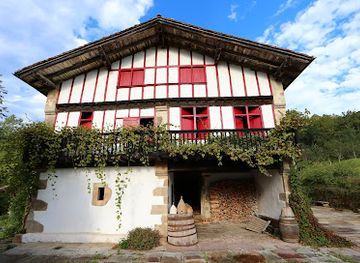 france/pays-basque/attraction/ortillopitz-la-maison-basque-de-sare