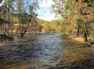 north-carolina/great-smoky-mountains/attraction/cherokee-north-carolina