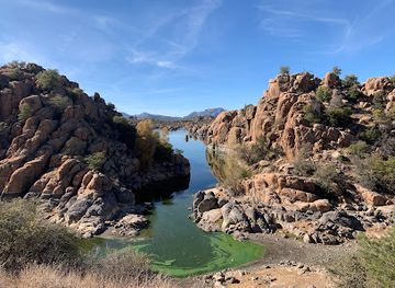 arizona/prescott/attraction/dragon-fly-cove