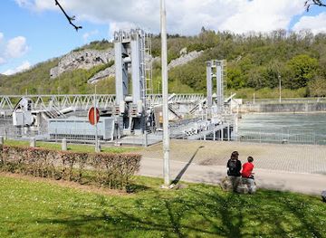 belgium/dinant/attraction/barrage-d-hastiere