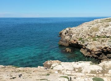 italy/apulia/attraction/calaponte-marina