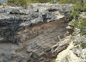 turks-and-caicos-islands/providenciales/leeward/attraction/the-hole